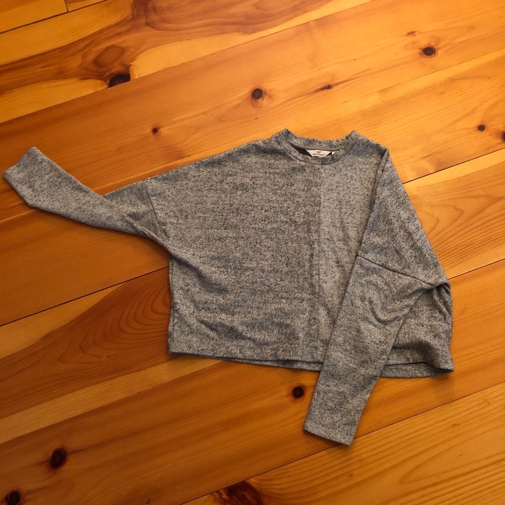Vineyard Vines grey sweater